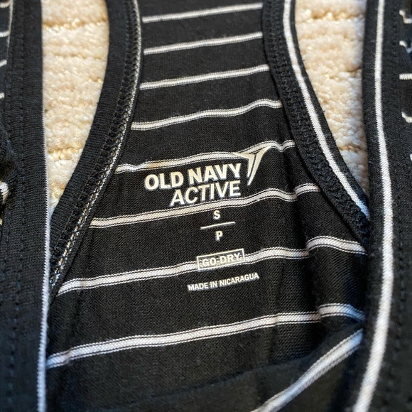 🍒3 for $12 - Old Navy Striped Tank - Picture 2 of 4